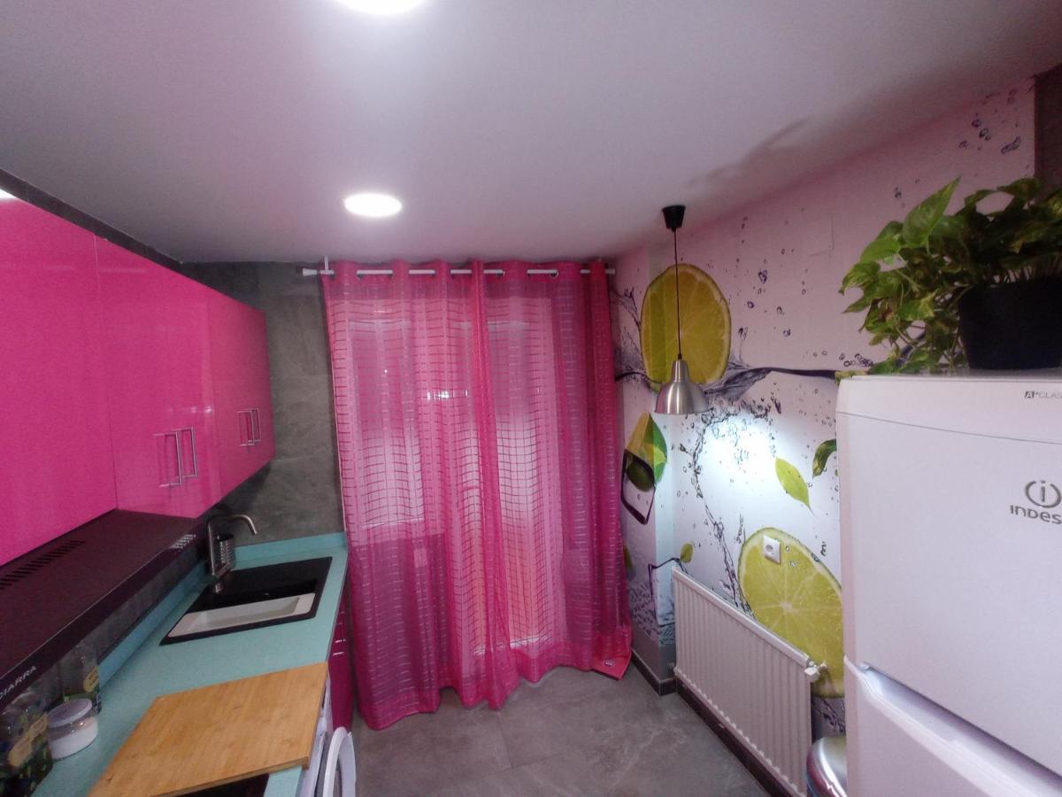 Vut P&K Houses Calefaccion Central Salamanca Ngoại thất bức ảnh