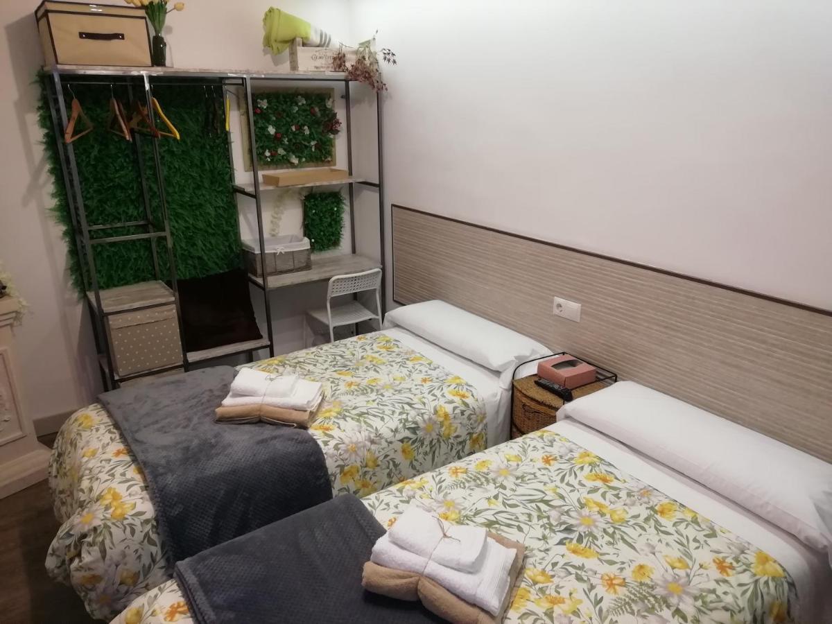 Vut P&K Houses Calefaccion Central Salamanca Ngoại thất bức ảnh